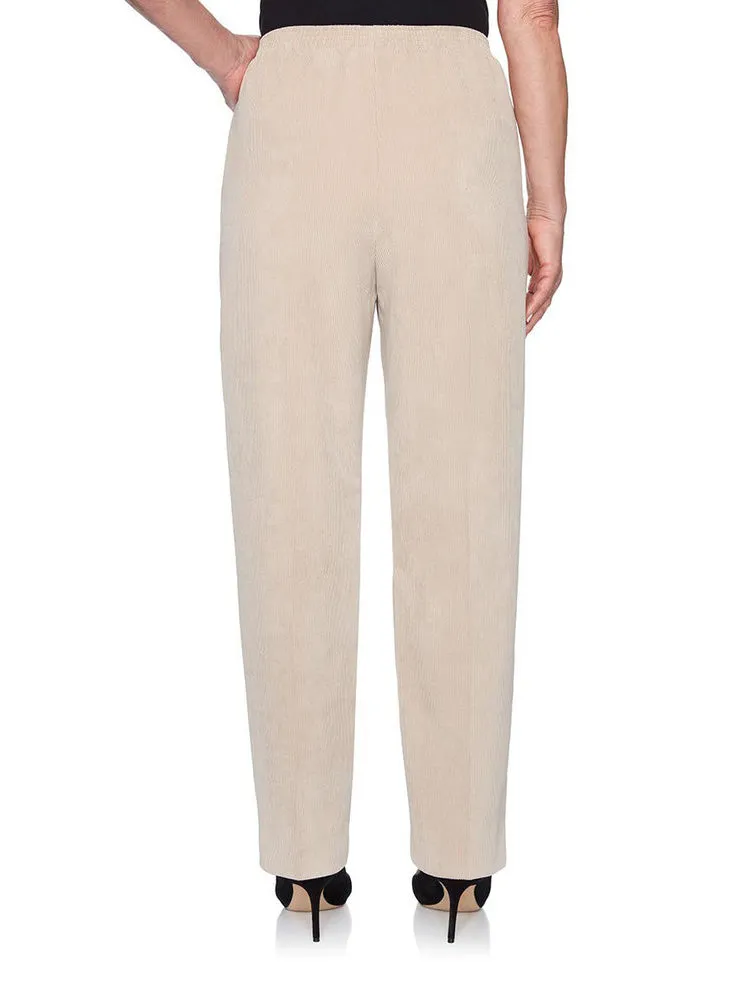 Classic Wale Corduroy Pull On Proportioned Short Pant