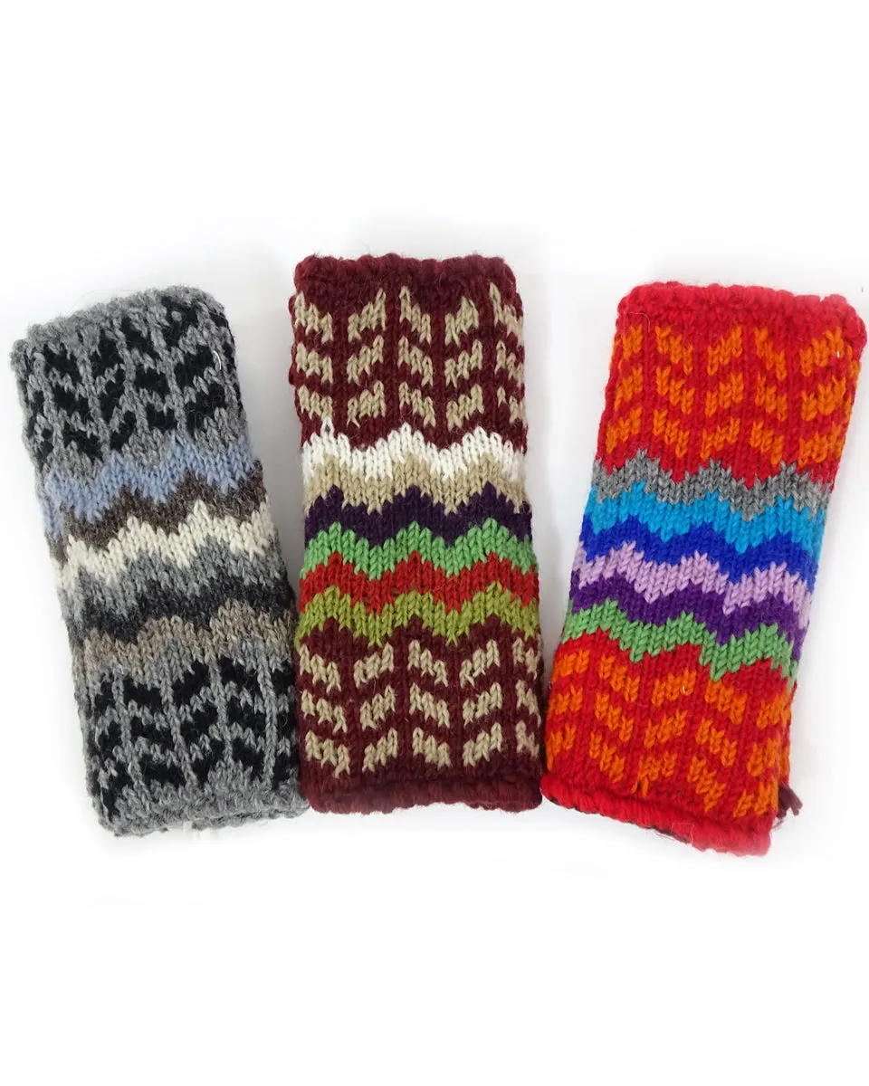 Intarsia Zig Zag Fingerless Gloves