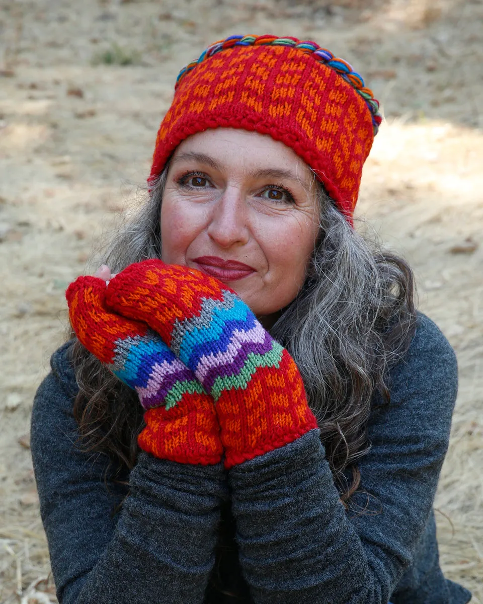 Intarsia Zig Zag Fingerless Gloves