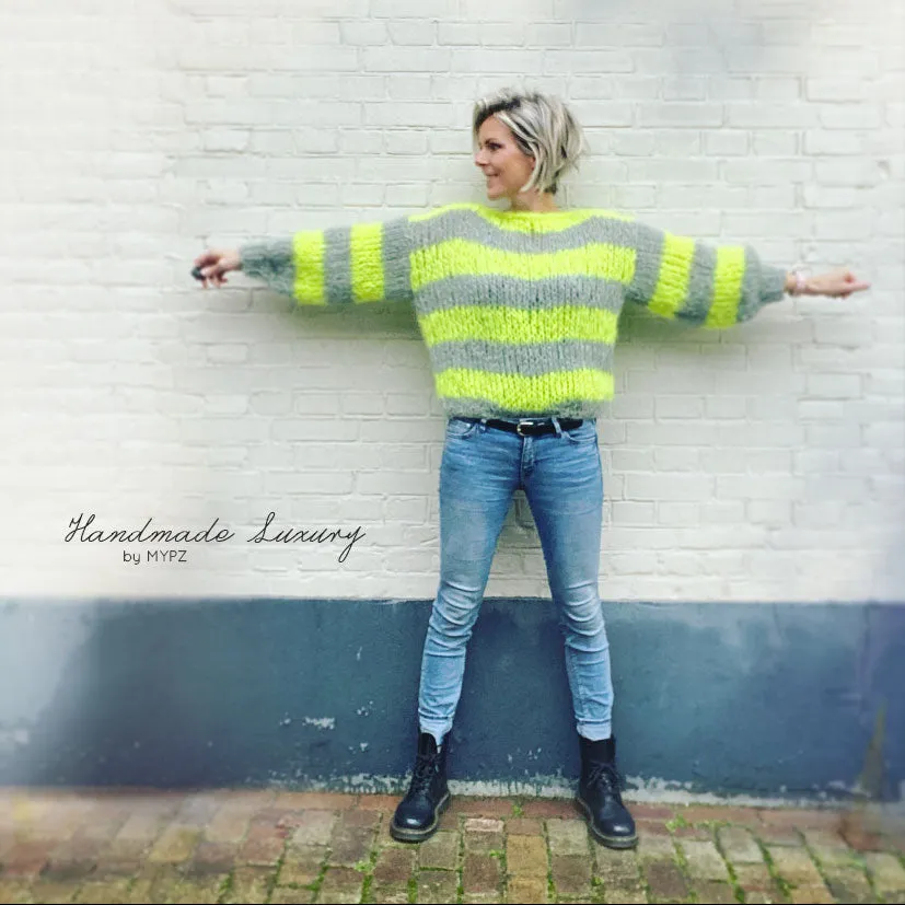 Knitting Kit – MYPZ Basic Chunky Pullover NEON – Beginner (ENG-NL-DE)