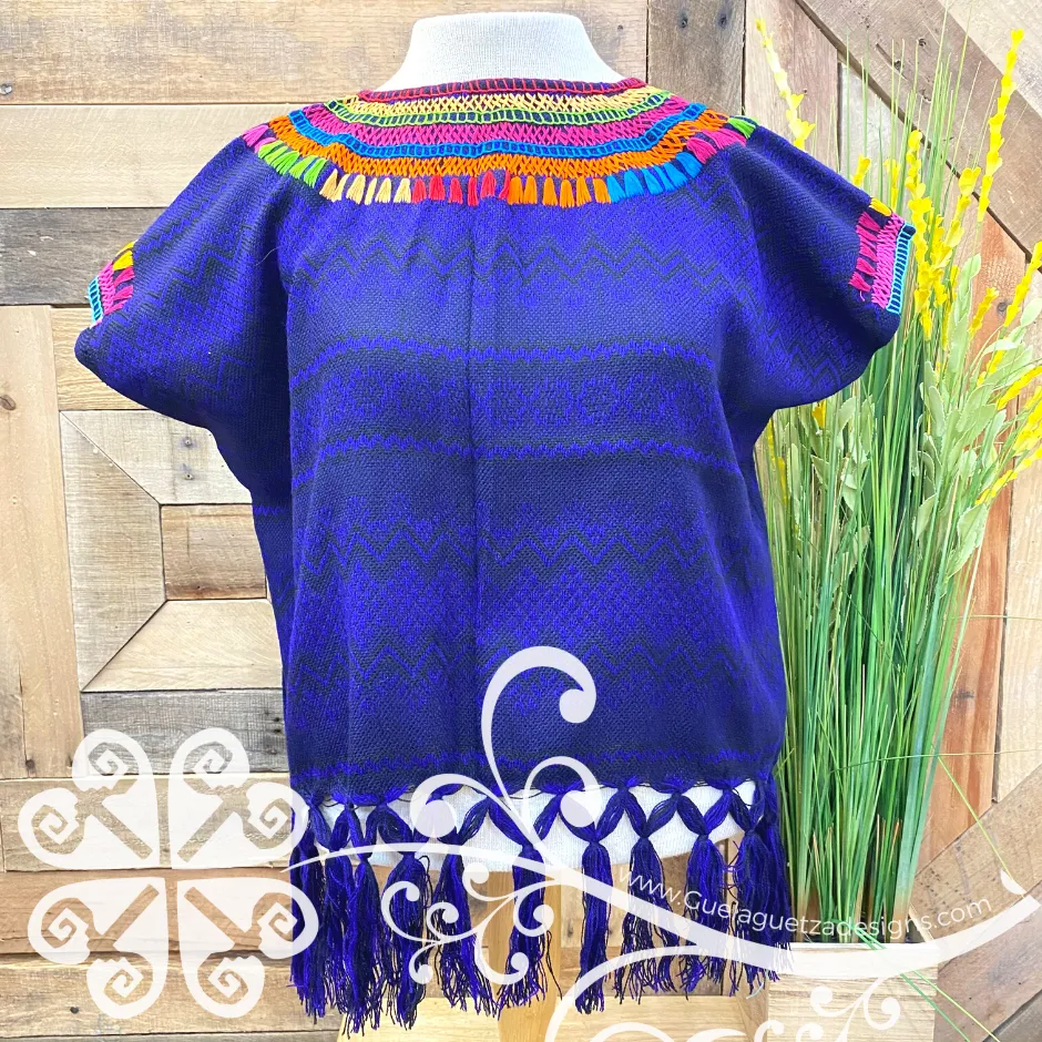 Small Women Embroider Top de Chal