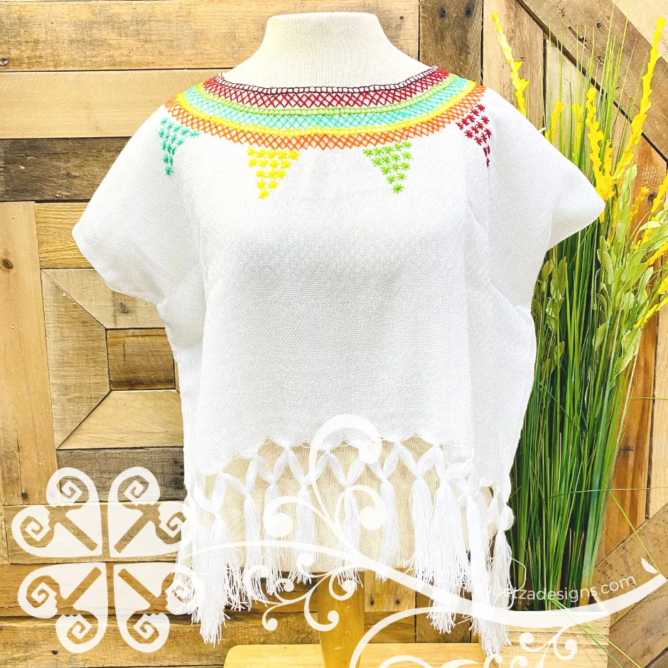 Small Women Embroider Top de Chal